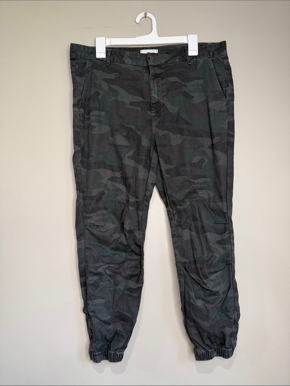 Sundry Camo Cotton Joggers Women’s 31